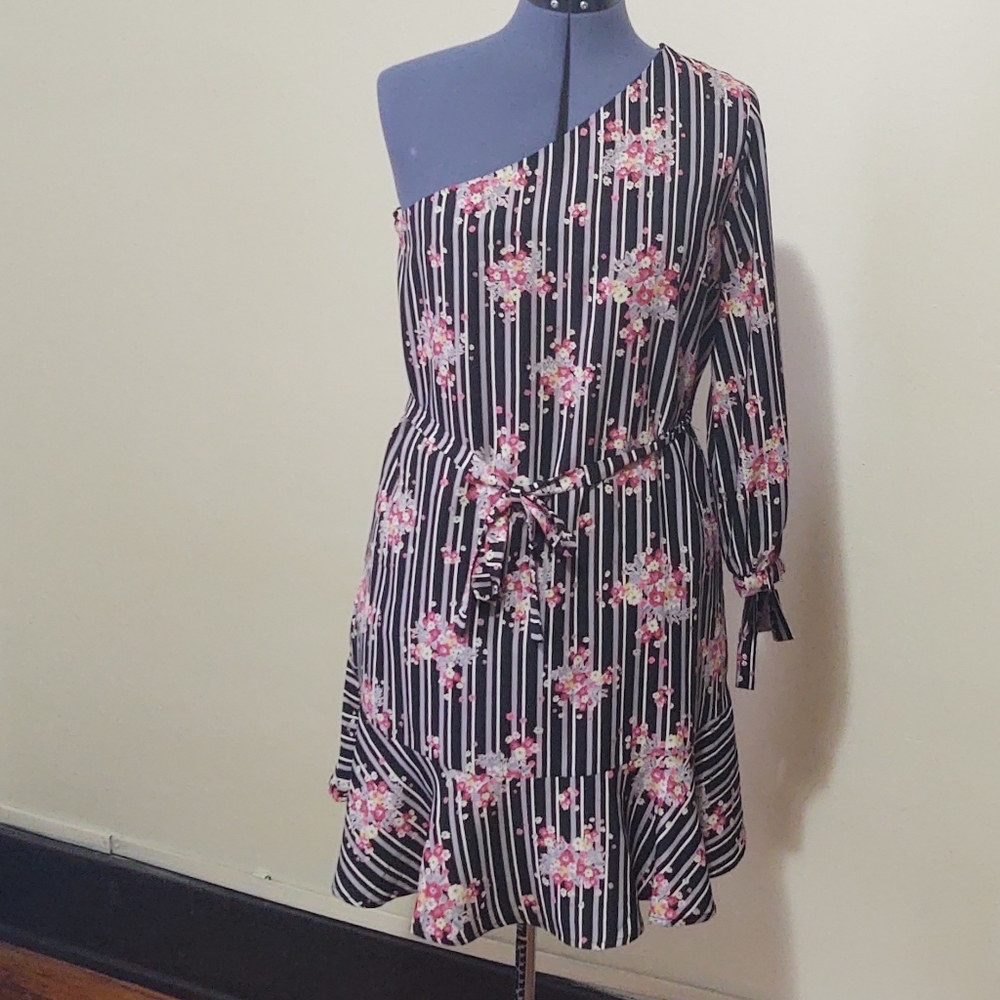 Collective Concepts One Shoulder Dress